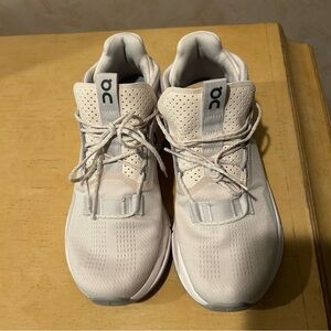 On cloud nova 2 running womens sneakers us 7.5w eu 38.5 3we30222826 in sand/fog